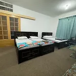 Private Room With Shared Bathroom - No Parking Space